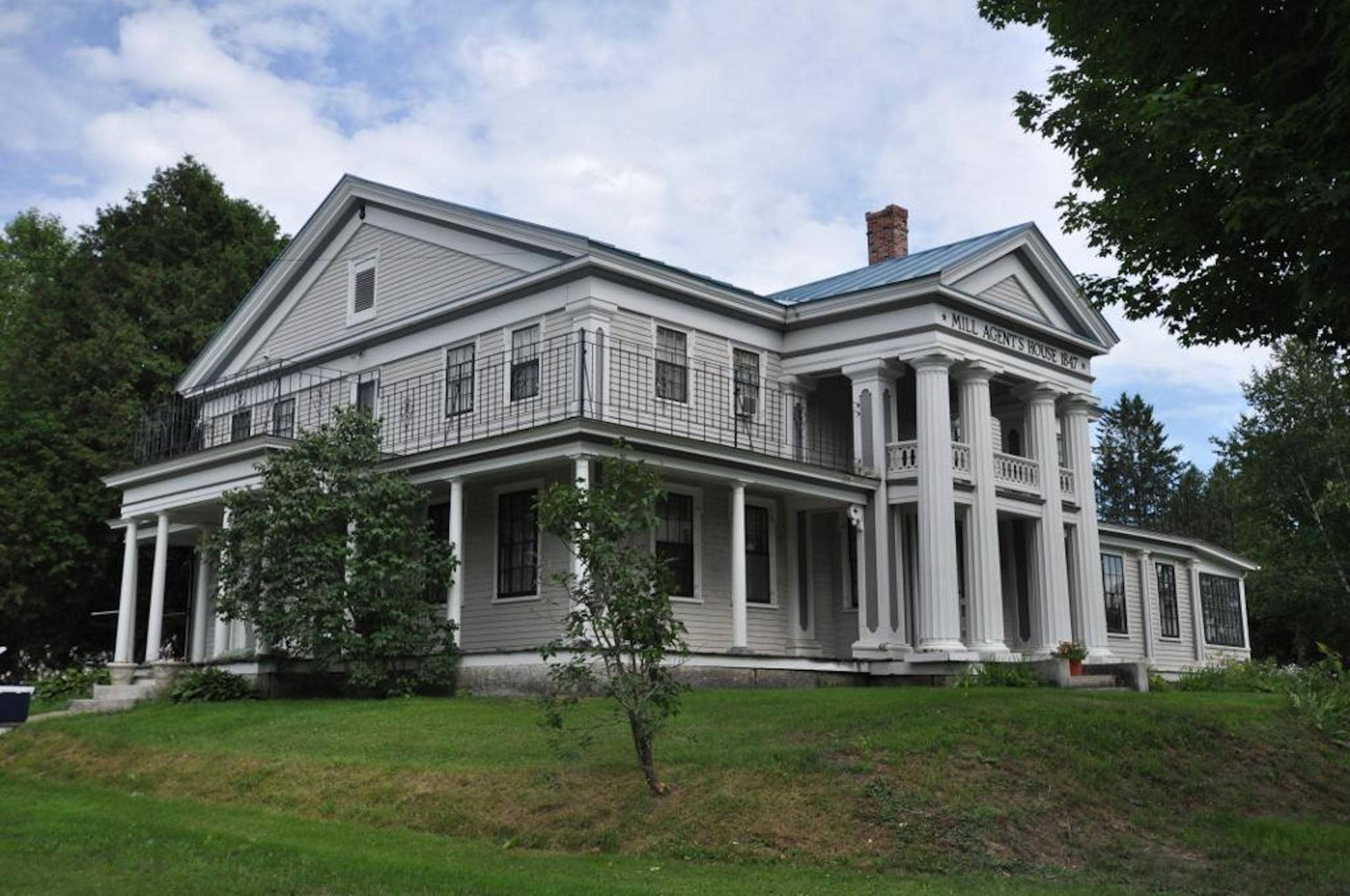 Vassalboro, Maine Curbside Pickup, Recycling, Dumpster and Rolloff