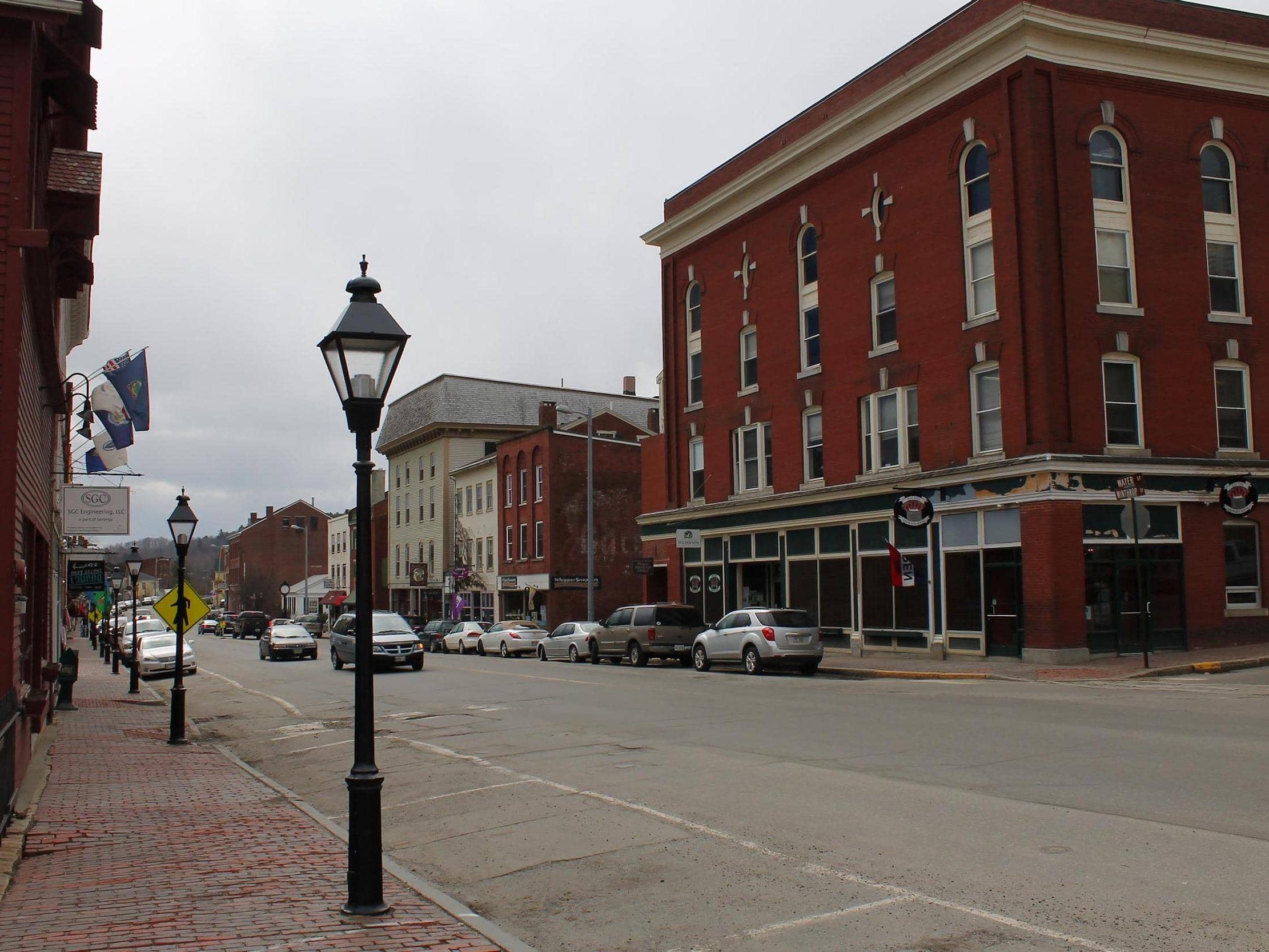Hallowell, ME
